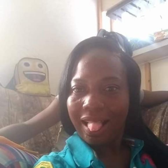 Profile Picture of Shaunte Catchings (@shaunte_c) on Poshmark