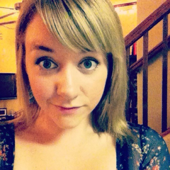 Profile Picture of Shawna Cooper (@sc84892) on Poshmark