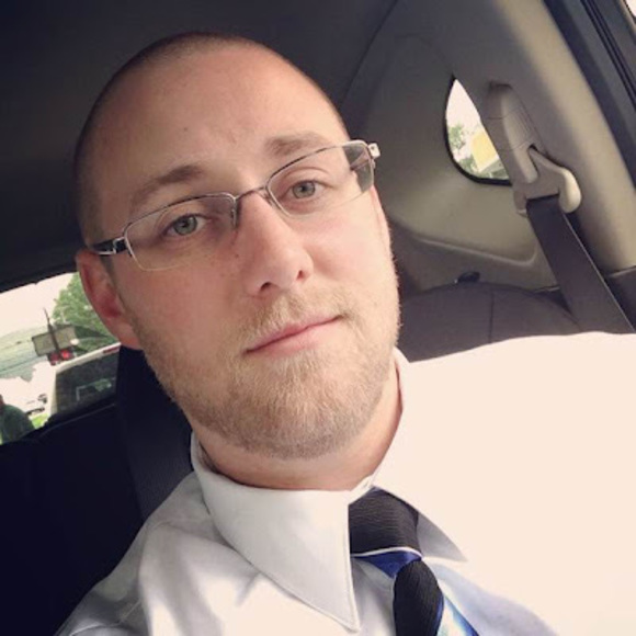Profile Picture of Timothy Depetris (@timothydepetris) on Poshmark