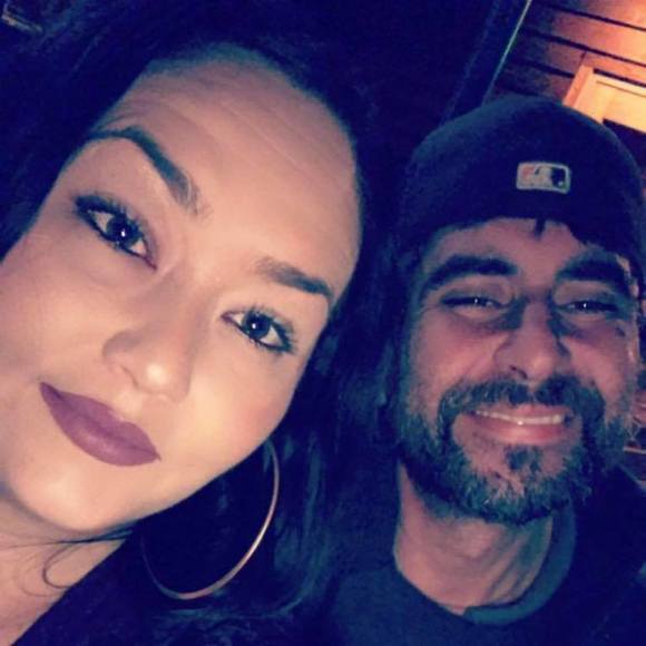 Profile Picture of Melissa Blonigen (@mblonigen) on Poshmark