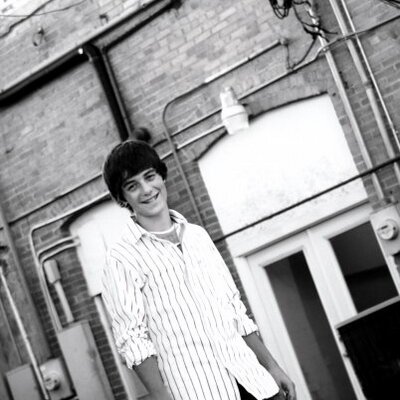 Profile Picture of Thomas Gittens (@Hockeymacc9405) on Twitter