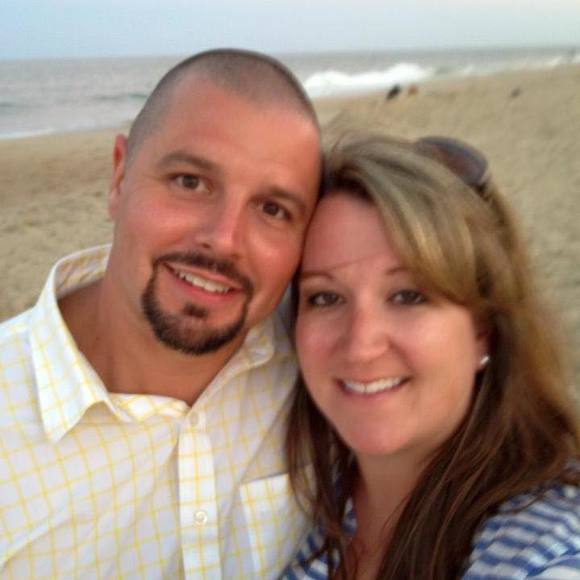 Profile Picture of Jen Andrews (@jenandrews2) on Poshmark