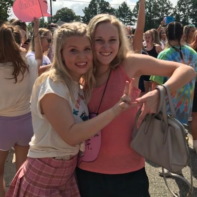 Profile Picture of Caroline Ferguson (@carol_fergie15) on Twitter