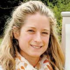 Profile Picture of Steph Revive&Thrive (@StephJJames) on Twitter