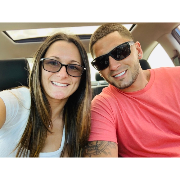 Profile Picture of Michael Douros (@michaeldouros) on Poshmark