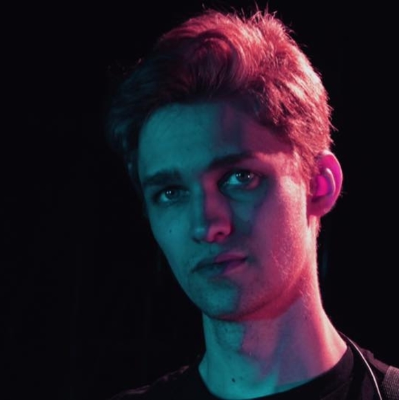 Profile Picture of Nicklas Hendrickson (@nicknackgooch) on Poshmark