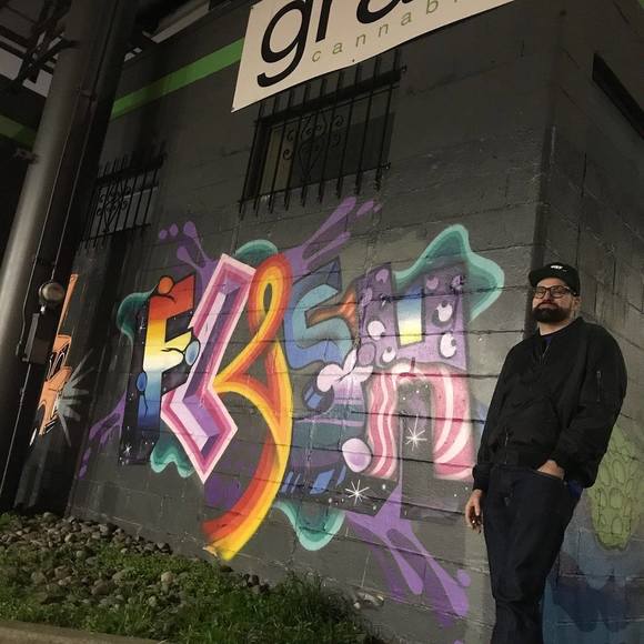 Profile Picture of Sean Karnes (@seankarnes) on Poshmark