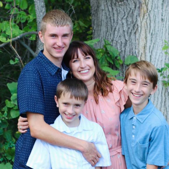 Profile Picture of Kathryn Braet (@kbraet) on Poshmark