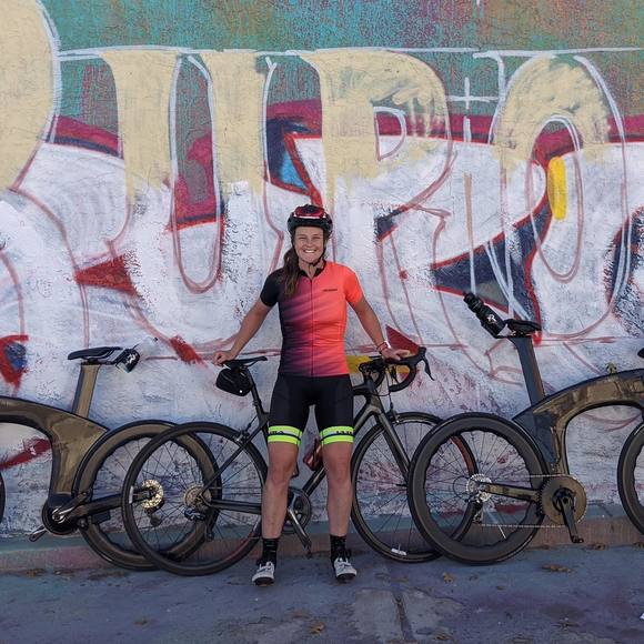 Profile Picture of Elisa Woody (@elisawoody) on Poshmark