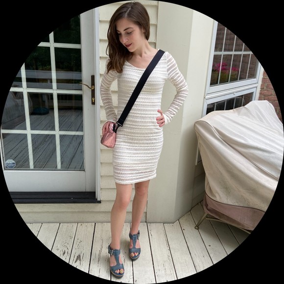 Profile Picture of Eve Blasinsky (@evamariab) on Poshmark