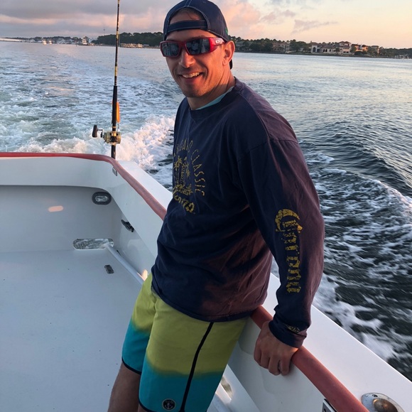 Profile Picture of Tom Giallanza (@tgiallanza1347) on Poshmark