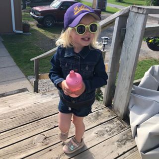 Sheryl Larson - Facebook Profile Picture of Sheryl Larson (@Sheryl-Larson) on Facebook