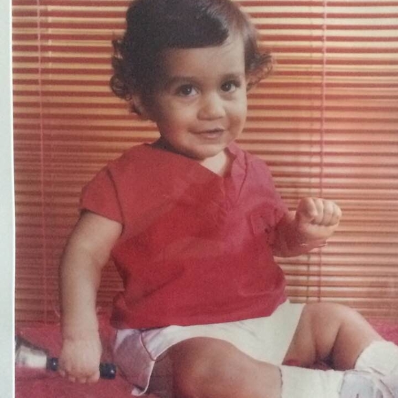 Profile Picture of Matthew Barrios (@mbarrios10) on Poshmark