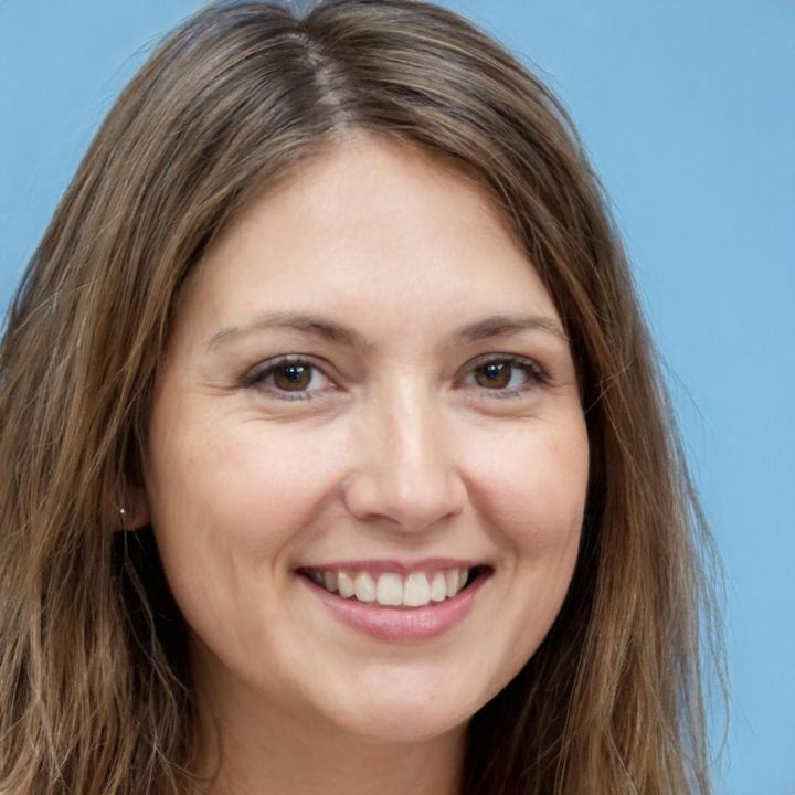 Profile Picture of Phoebe Owen (@66d914ft) on Tiktok