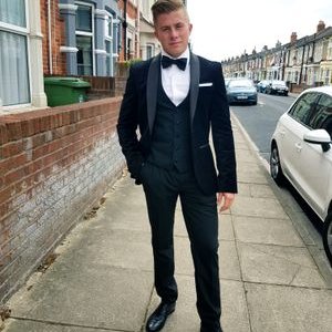 Profile Picture of Lucas Fuller (@Lucasfu00201443) on Twitter