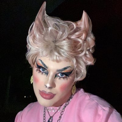 Profile Picture of 𝖂𝖎𝖑𝖑𝖎𝖆𝖒 (alex G Fan Account) (@faguettte) on Twitter
