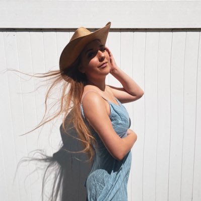 Profile Picture of Sarah Block (@SarahBlock_) on Twitter