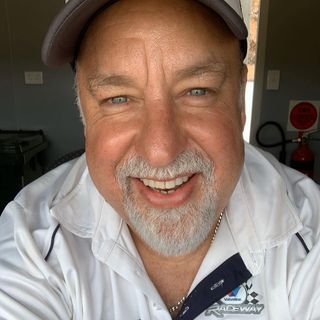 Wade Aunger - Facebook Profile Picture of Wade Aunger (@Swirlimages) on Facebook