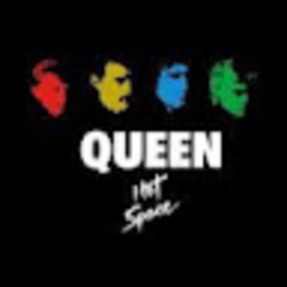 Profile Picture of Arielle Melamed (@ariellemelamed) on Poshmark