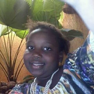 Julia Veronica - Facebook Profile Picture of Julia Veronica (@julia.veronica.353) on Facebook