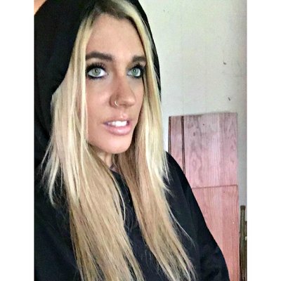 Profile Picture of Kari Howard (@Kiri487) on Twitter