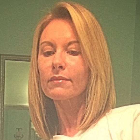 Profile Picture of S Lasek (@slasek) on Poshmark