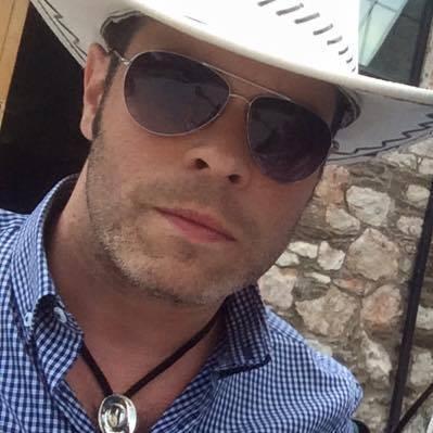 Profile Picture of JOHN PERRETT (@J22VCP) on Twitter