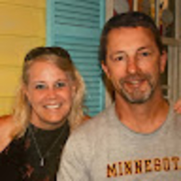 Profile Picture of Sherri Zenner (@szenner60) on Poshmark