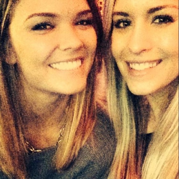 Profile Picture of Haley Jones (@hjones39) on Poshmark