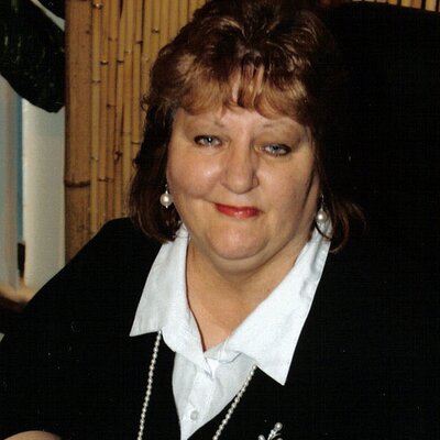 Profile Picture of Adele Sims (@WriteInk) on Twitter