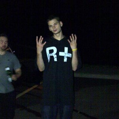 Profile Picture of Kyle Neville (@NevillezHaze) on Twitter