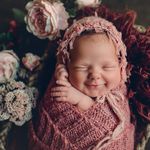 Profile Picture of Amanda Polesovsky (@reflectionsbyamandalee) on Instagram