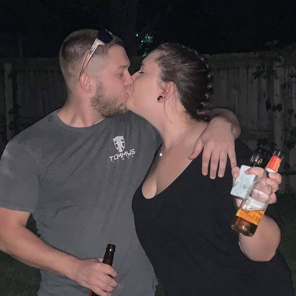 Profile Picture of Veronicka Foos (@vfoos) on Poshmark