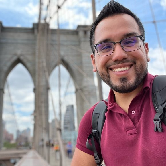 Profile Picture of Kevin Chacon (@kevinchacon92) on Poshmark