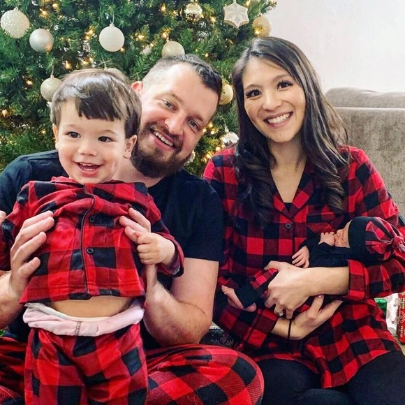 Profile Picture of Benjamin Crownover (@bcrownover) on Poshmark