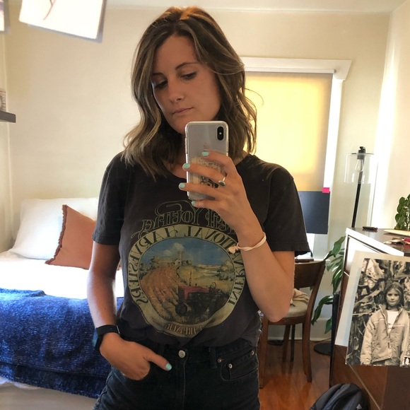 Profile Picture of Morgan Mcalpine (@morganymcalpine) on Poshmark