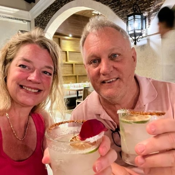 Profile Picture of Annette Wieseler (@annettewieseler) on Poshmark