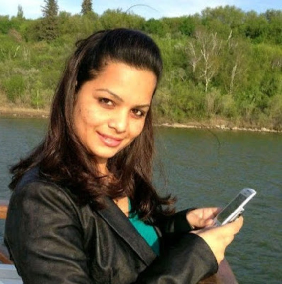 Profile Picture of Inderjit Gill (@inderjitg) on Poshmark