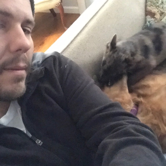 Profile Picture of Jon Slack (@jonslack) on Poshmark