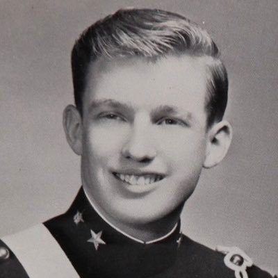 Profile Picture of 17 (@RapinoM) on Twitter