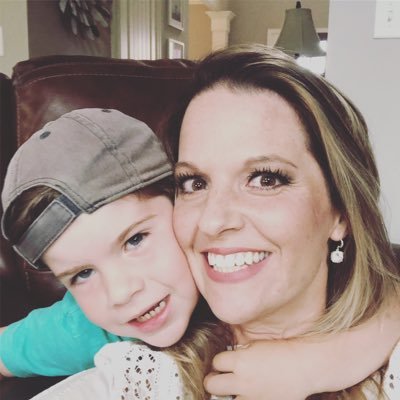 Profile Picture of Stacey Howarth (@staceyphowarth) on Twitter