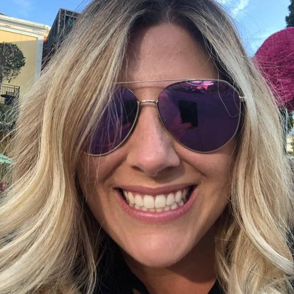 Kelsey Foulds - Poshmark Profile Picture of Kelsey Foulds (@k_foulds) on Poshmark