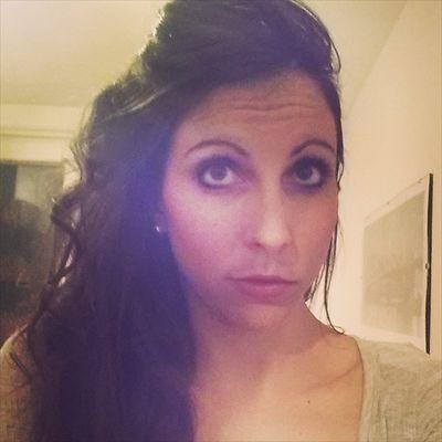 Profile Picture of Carole Schneider (@CaroleSchneid) on Twitter