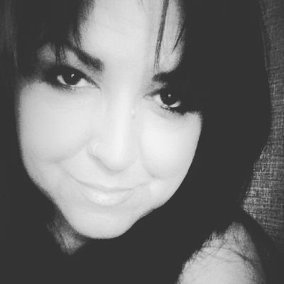 Profile Picture of Cynthia (@CynsShackEats) on Twitter