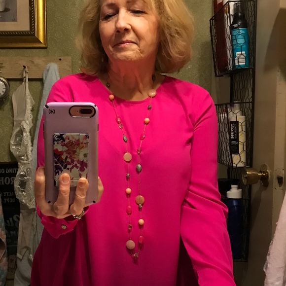 Profile Picture of Joyce Sharpe (@oldmovielover1) on Poshmark