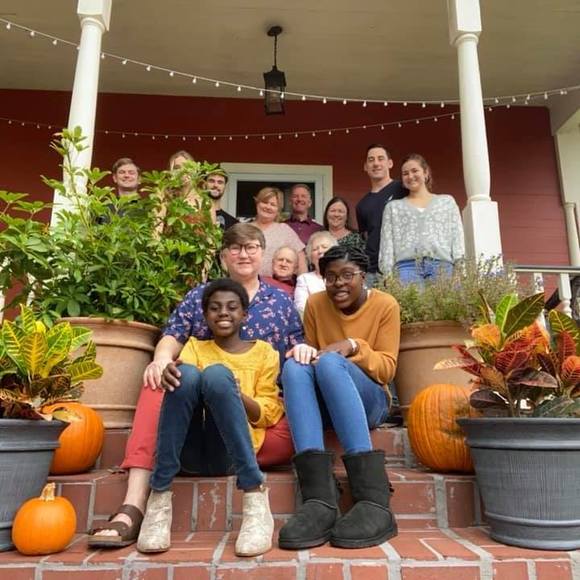 Profile Picture of Stephanie Fremin (@peppilou7763) on Poshmark