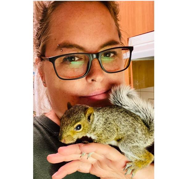 Profile Picture of Stéphanie Abeele (@sabeele) on Poshmark