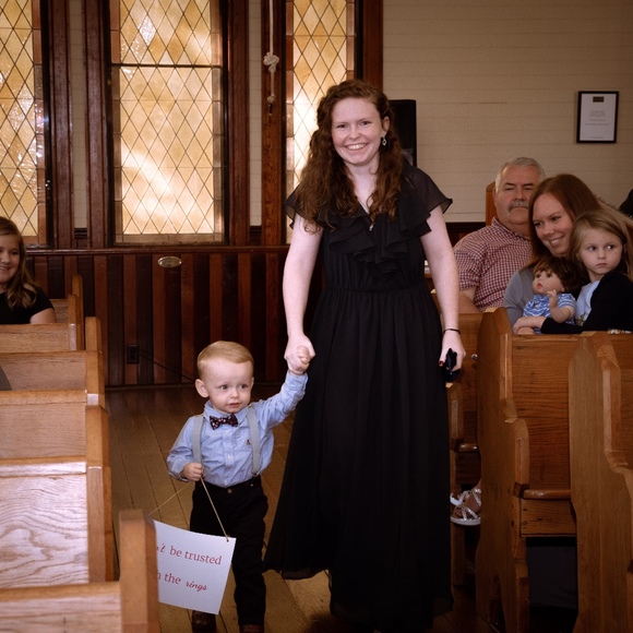 Profile Picture of Ashley Kaylor (@ashkaylor1015) on Poshmark