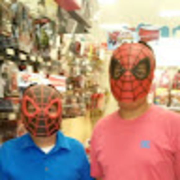 Profile Picture of Norma Rivera (@flippy198625) on Poshmark