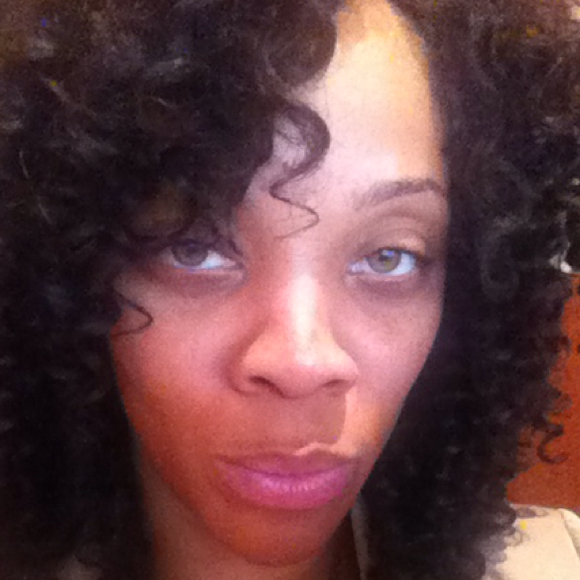 Profile Picture of Darline Nabbie (@darlinejasmin) on Poshmark